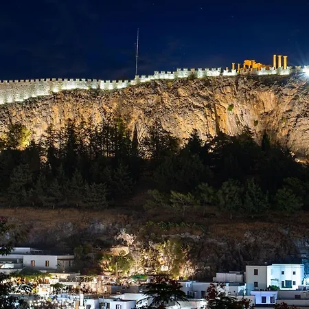 Valasia With Acropolis View * Lindos (Rhodes)